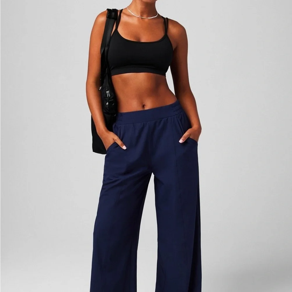 Women's Navy Wide-Leg Pants - Picture 1 of 2